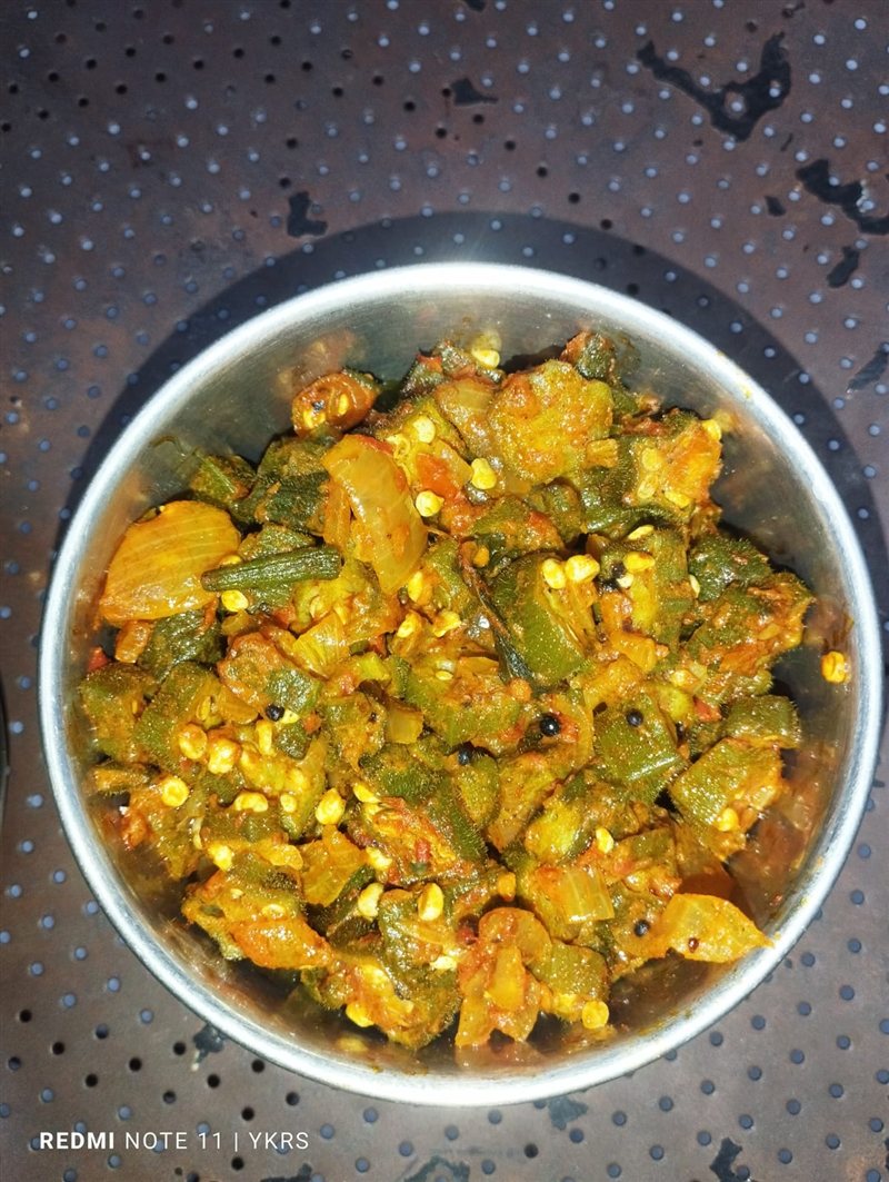 வெண்டைக்காய் பொரியல் - Ladies Finger Poriyal